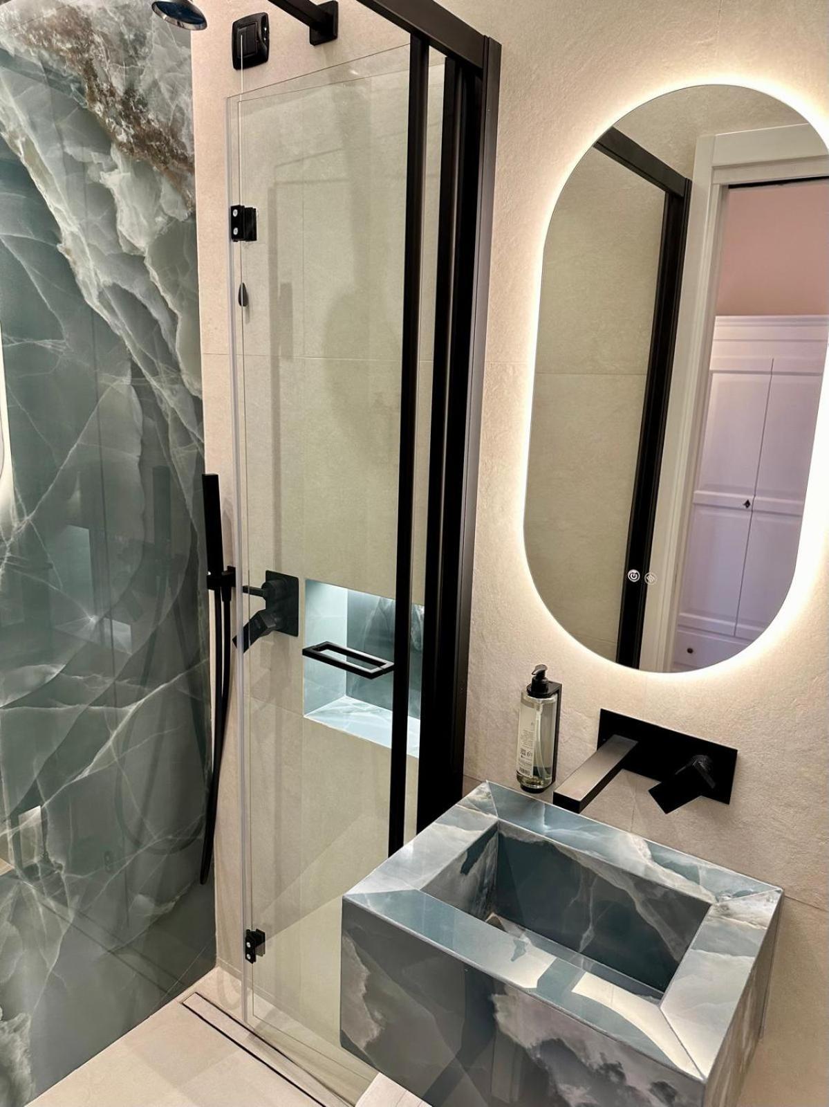 Affittacamere Luxury 56 *